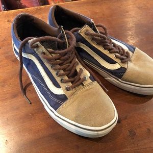 Vans unisex low lace shoes